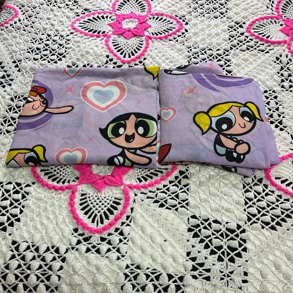Vintage from the year  2000 Power Puff twin sheets. Fair condition - Picture 1 of 8